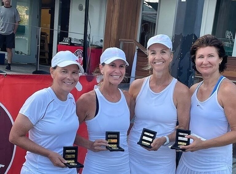 Women's Doubles Finalists: Jennifer Cherneski, Olga Tsymbal, Jennifer Bishop, and Andreanne Martin